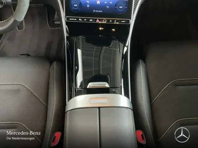 Mercedes-Benz C 63 AMG