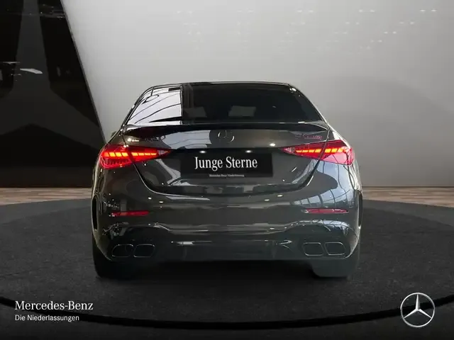 Mercedes-Benz C 63 AMG