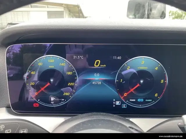 Mercedes-Benz E 220