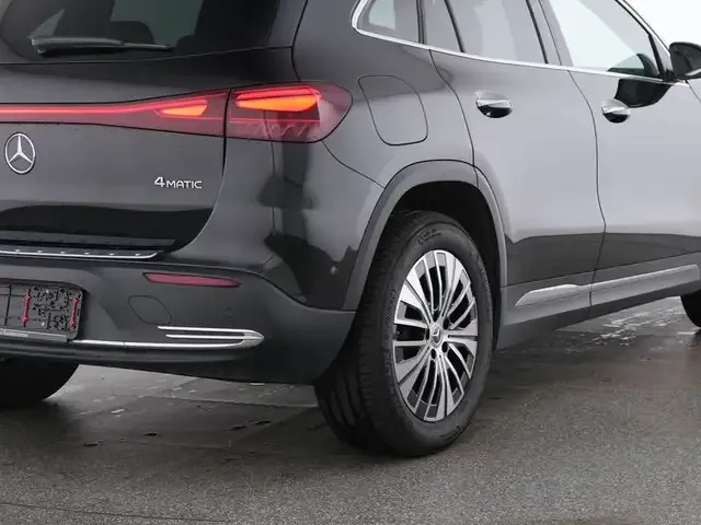 Mercedes-Benz EQA 300