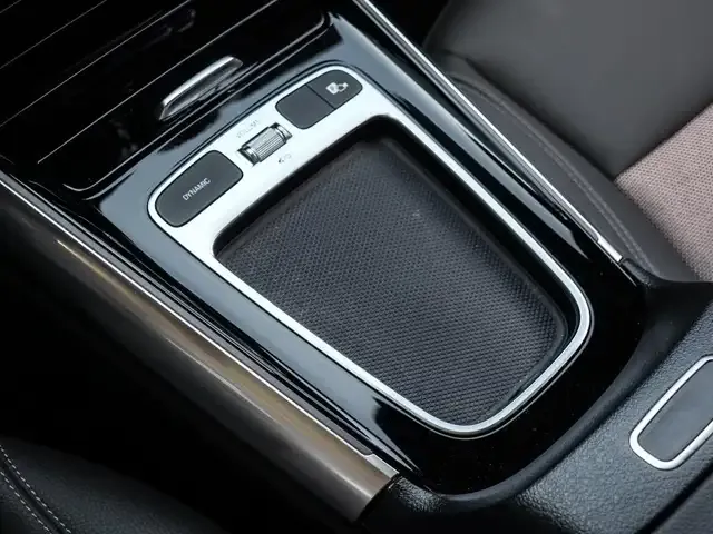 Mercedes-Benz EQA 300