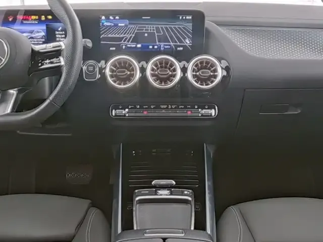 Mercedes-Benz EQA 300