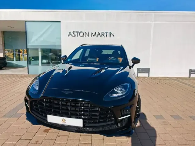 Aston Martin DBX