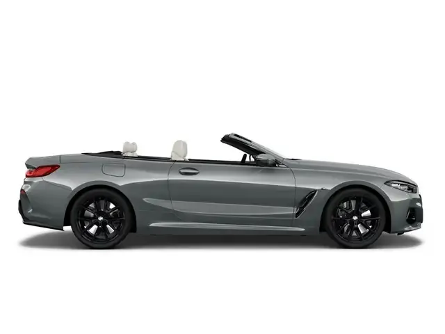 BMW 840