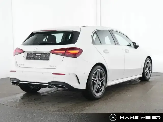 Mercedes-Benz A 220