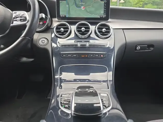 Mercedes-Benz C 200