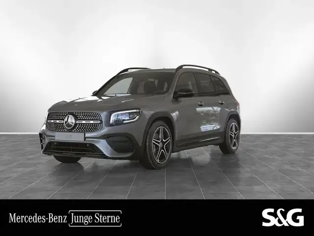 Mercedes-Benz GLB 220