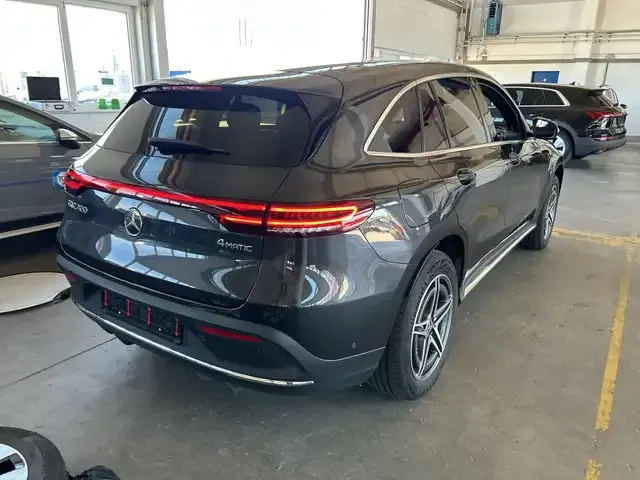 Mercedes-Benz EQC 400
