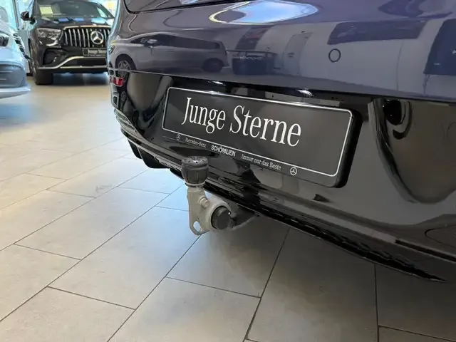 Mercedes-Benz EQE 300