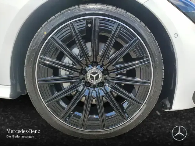 Mercedes-Benz CLE 200