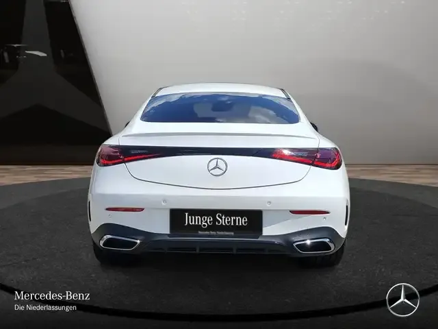 Mercedes-Benz CLE 200