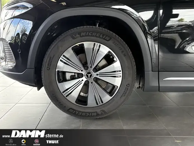 Mercedes-Benz EQA 300