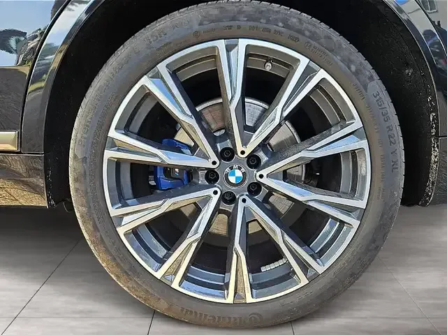 BMW X7 M