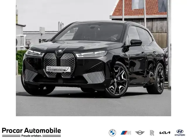 BMW iX