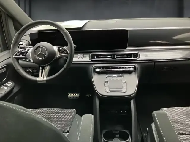 Mercedes-Benz V 220