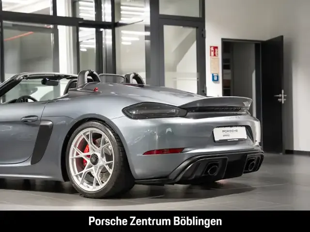 Porsche 718 Spyder