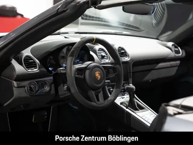 Porsche 718 Spyder