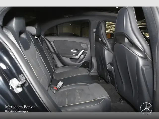 Mercedes-Benz CLA 45 AMG