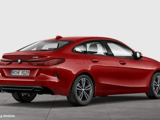 BMW 218