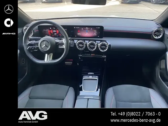 Mercedes-Benz CLA 200