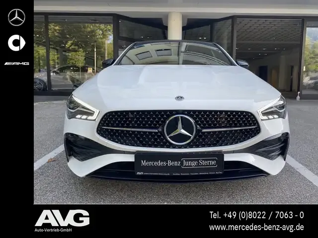 Mercedes-Benz CLA 200