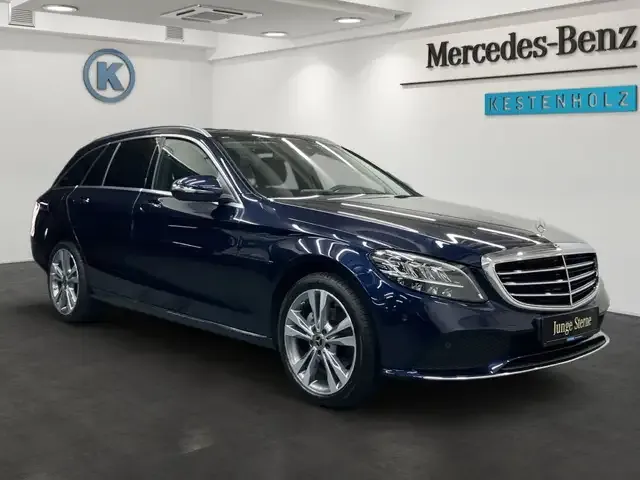 Mercedes-Benz C 220