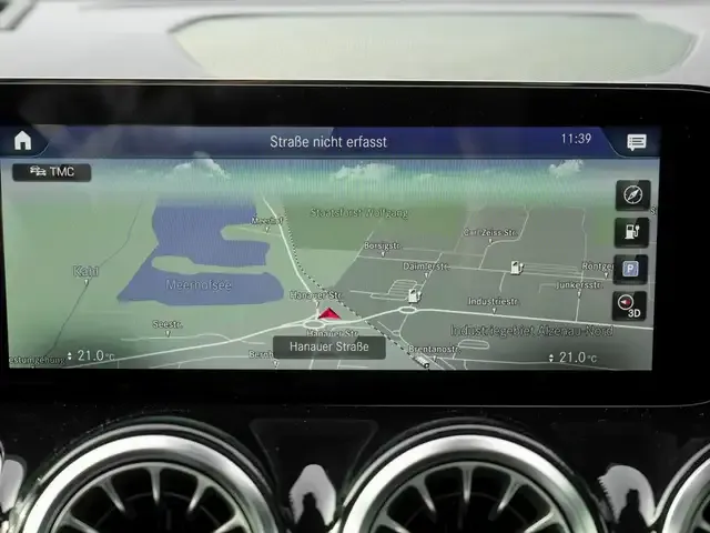 Mercedes-Benz EQB 350