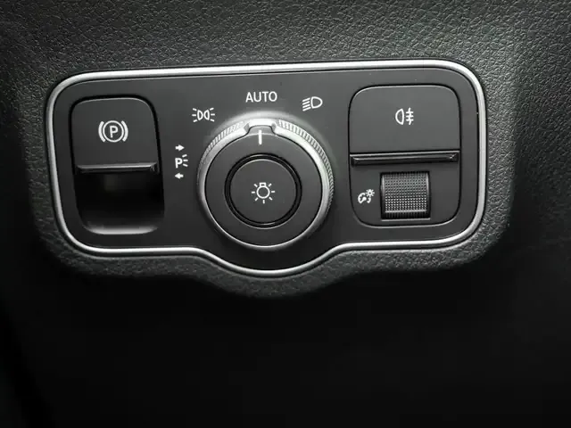 Mercedes-Benz EQB 350