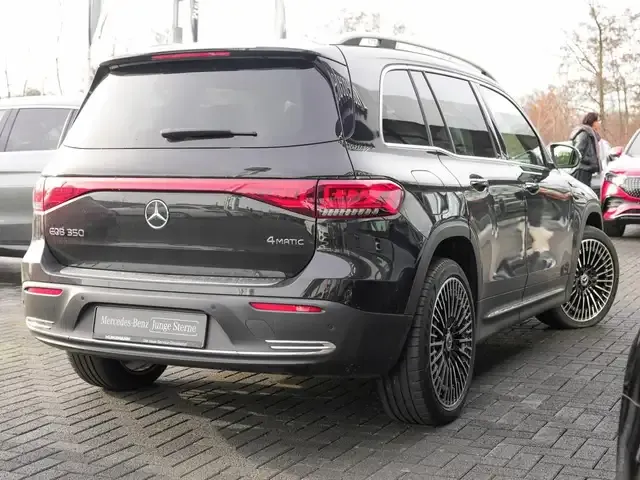 Mercedes-Benz EQB 350
