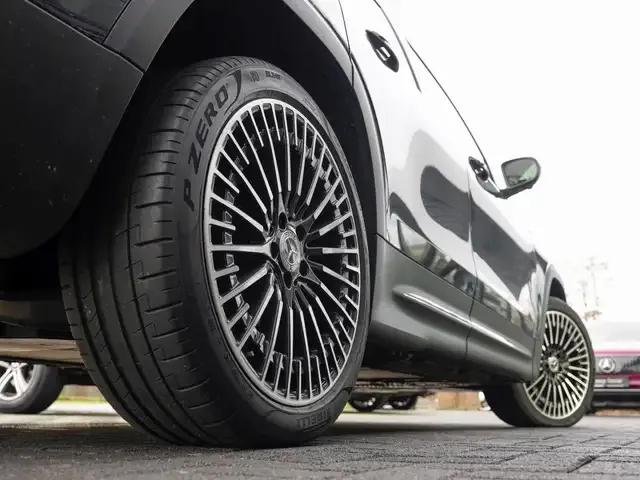 Mercedes-Benz EQB 350