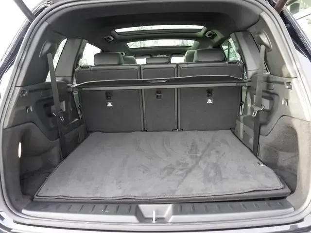 Mercedes-Benz EQB 350