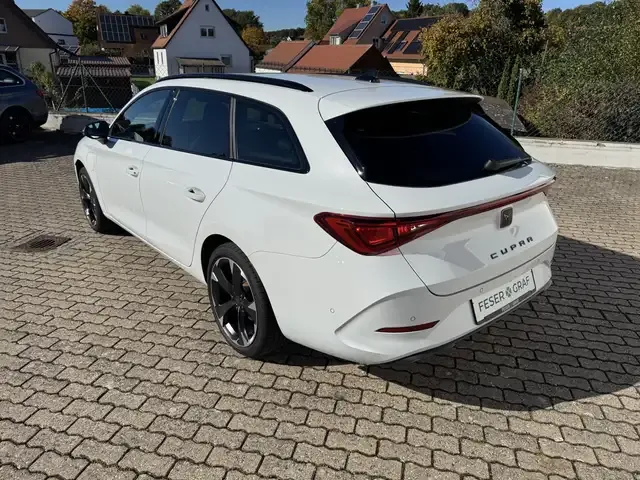 CUPRA Leon