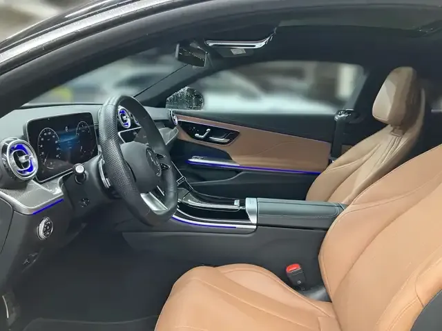 Mercedes-Benz CLE 200
