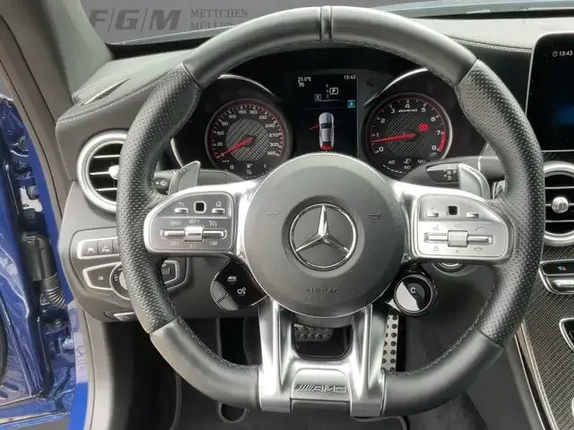 Mercedes-Benz C 63 AMG