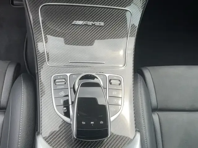 Mercedes-Benz C 63 AMG