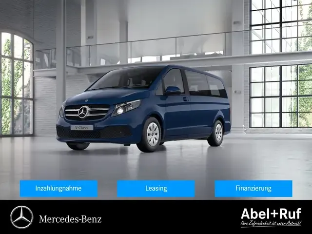 Mercedes-Benz V 220