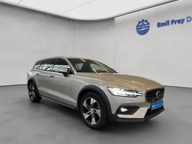 Volvo V60 Cross Country