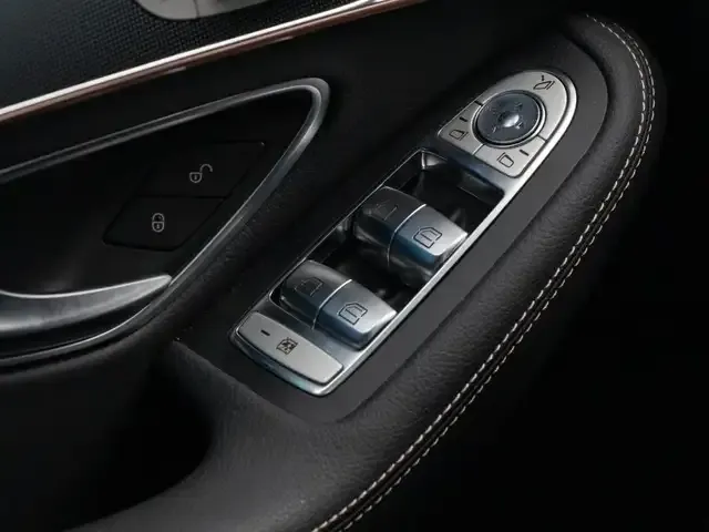 Mercedes-Benz EQC 400