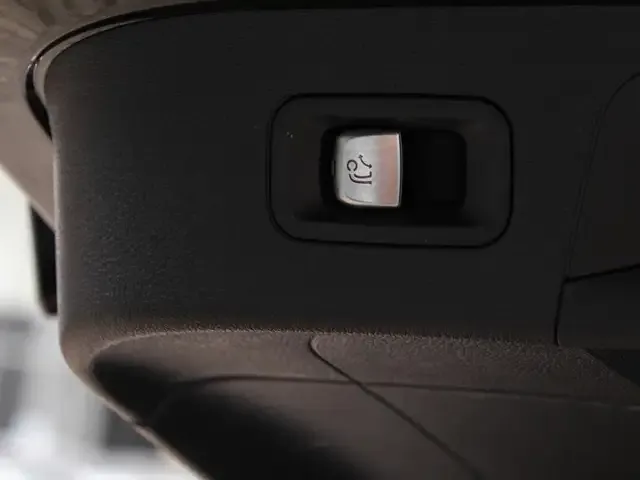 Mercedes-Benz EQC 400