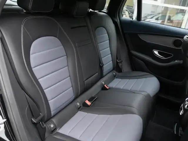 Mercedes-Benz EQC 400