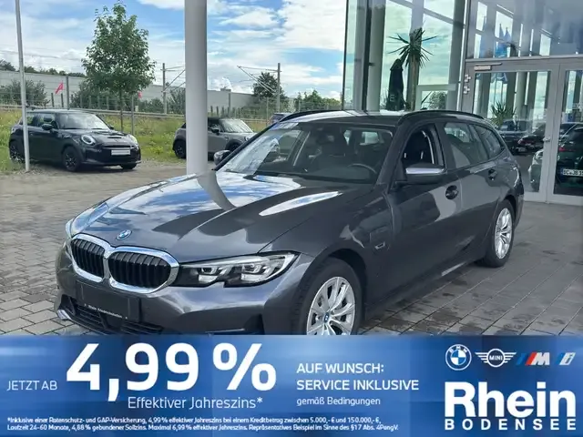 BMW 330
