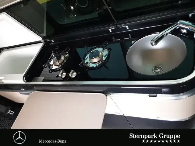 Mercedes-Benz V 250