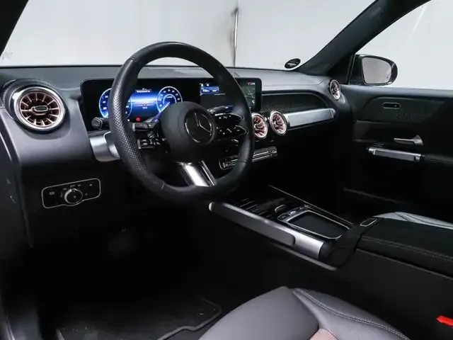 Mercedes-Benz EQB 300