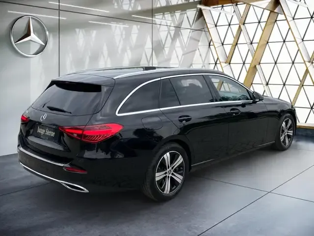 Mercedes-Benz C 220