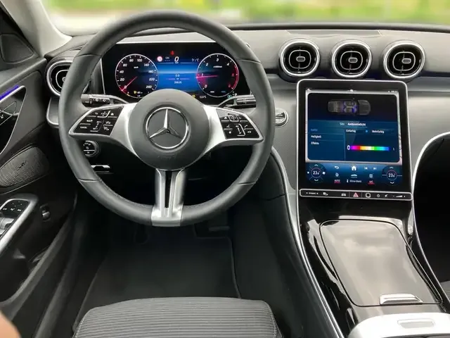 Mercedes-Benz C 220
