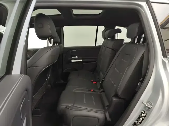 Mercedes-Benz GLB 220