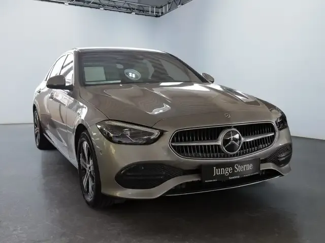 Mercedes-Benz C 400