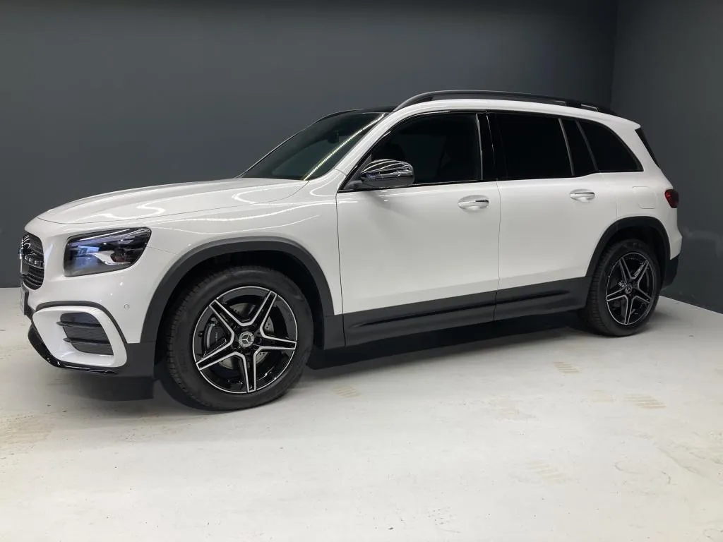 Mercedes-Benz GLB 200