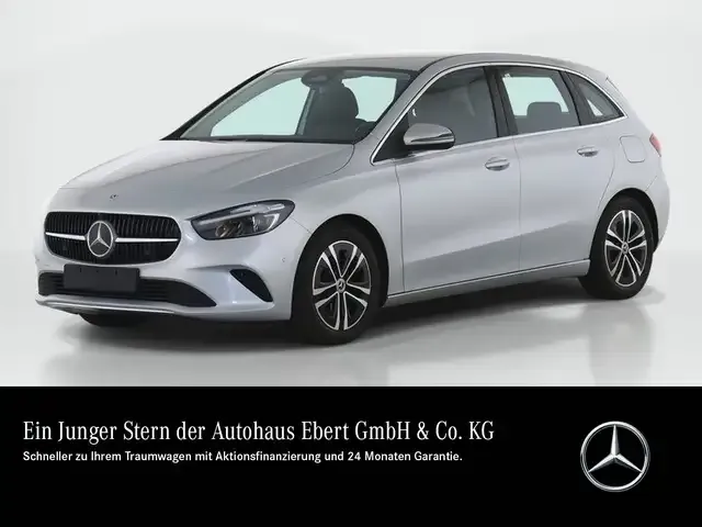 Mercedes-Benz B 220
