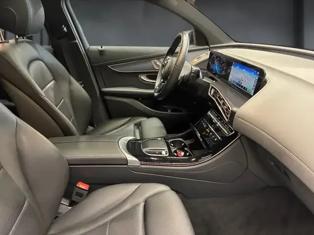 Mercedes-Benz EQC 400
